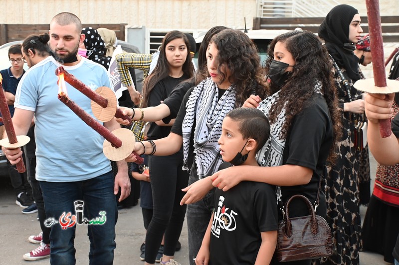 كفرقاسم- فيديو: مسيرة المشاعل السنوية - صمت اللسان فعزفت الاذن  فنطق القلب وذرفت العين - وعادل عامر  لهذه المسيرة قدسية خاصة ... وادعو الجميع للمشاركة غدا في احياء الذكرى ال65